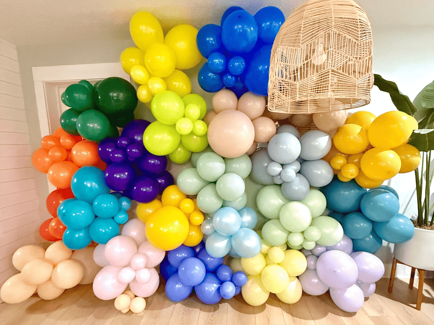 Premium Violet Latex Balloon Cluster (5", 11” and 17”) - Ellie's Party Supply
