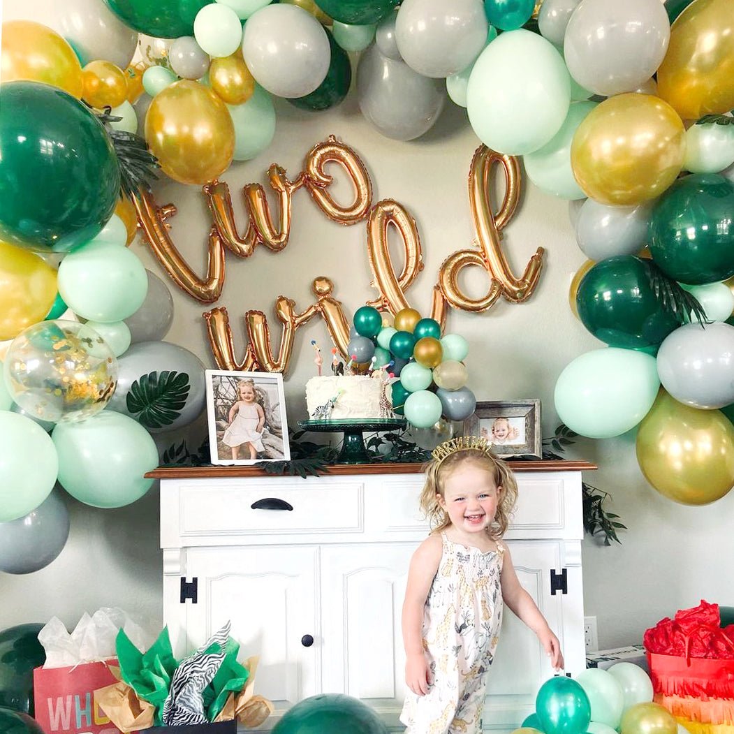 Premium Gold Confetti Latex Balloon Packs (11” and 36”) - Ellie's Party Supply