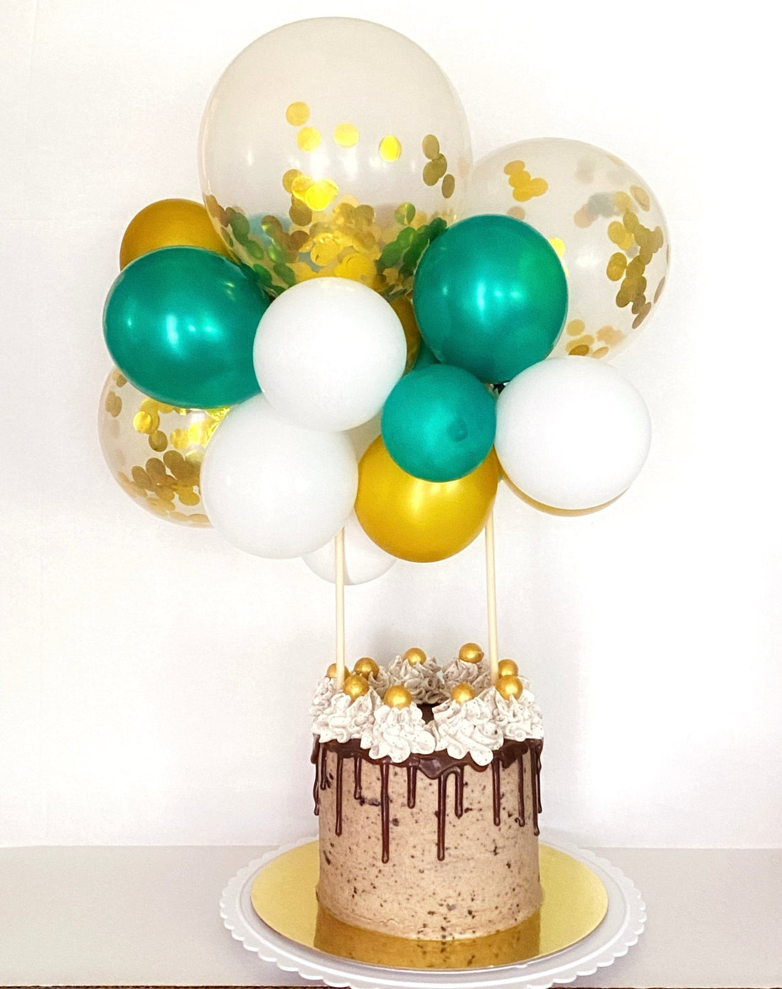 15 Fantastic Cake Decoration Ideas - Ellie's Party Supply