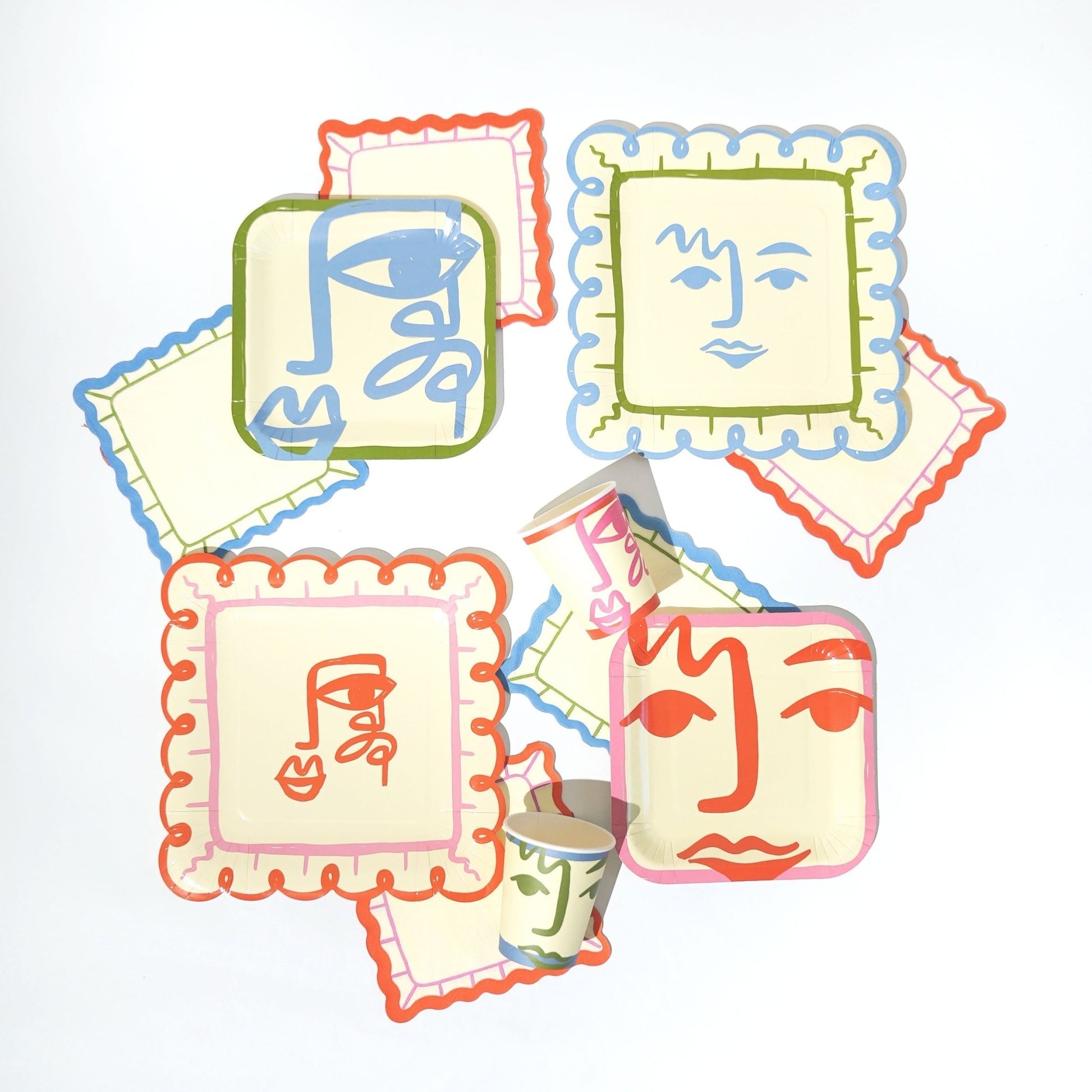 Face Party Cups (x 12) - Art Party Theme - Ellie's Party Supply