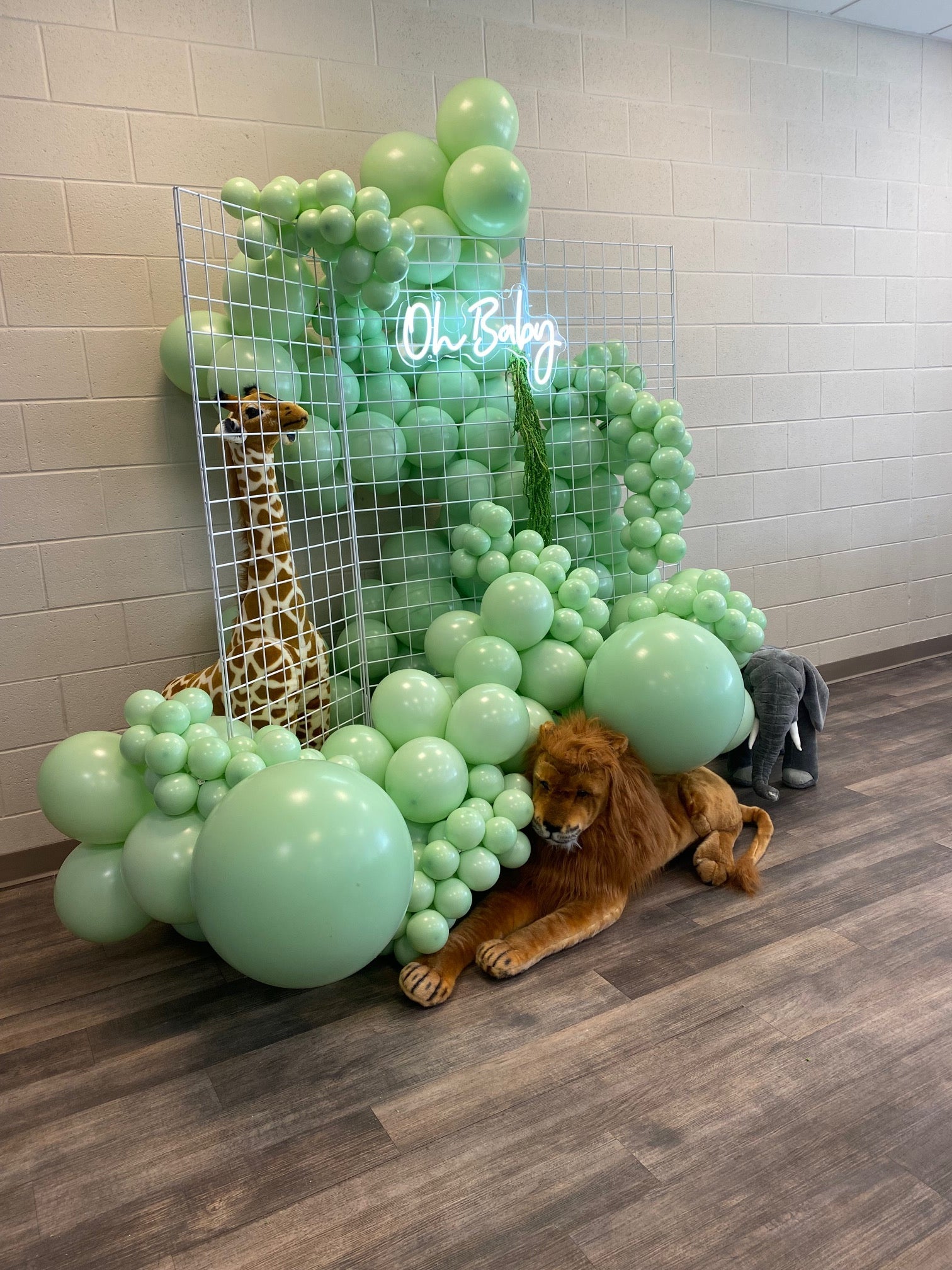 Kiwi Kiss Balloons | Bulk Latex Balloon Bags | DIY + Pro Packs - Ellie's Party Supply