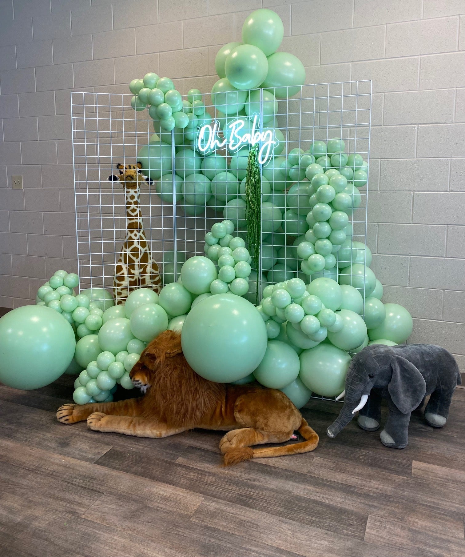 Kiwi Kiss Balloons | Bulk Latex Balloon Bags | DIY + Pro Packs - Ellie's Party Supply