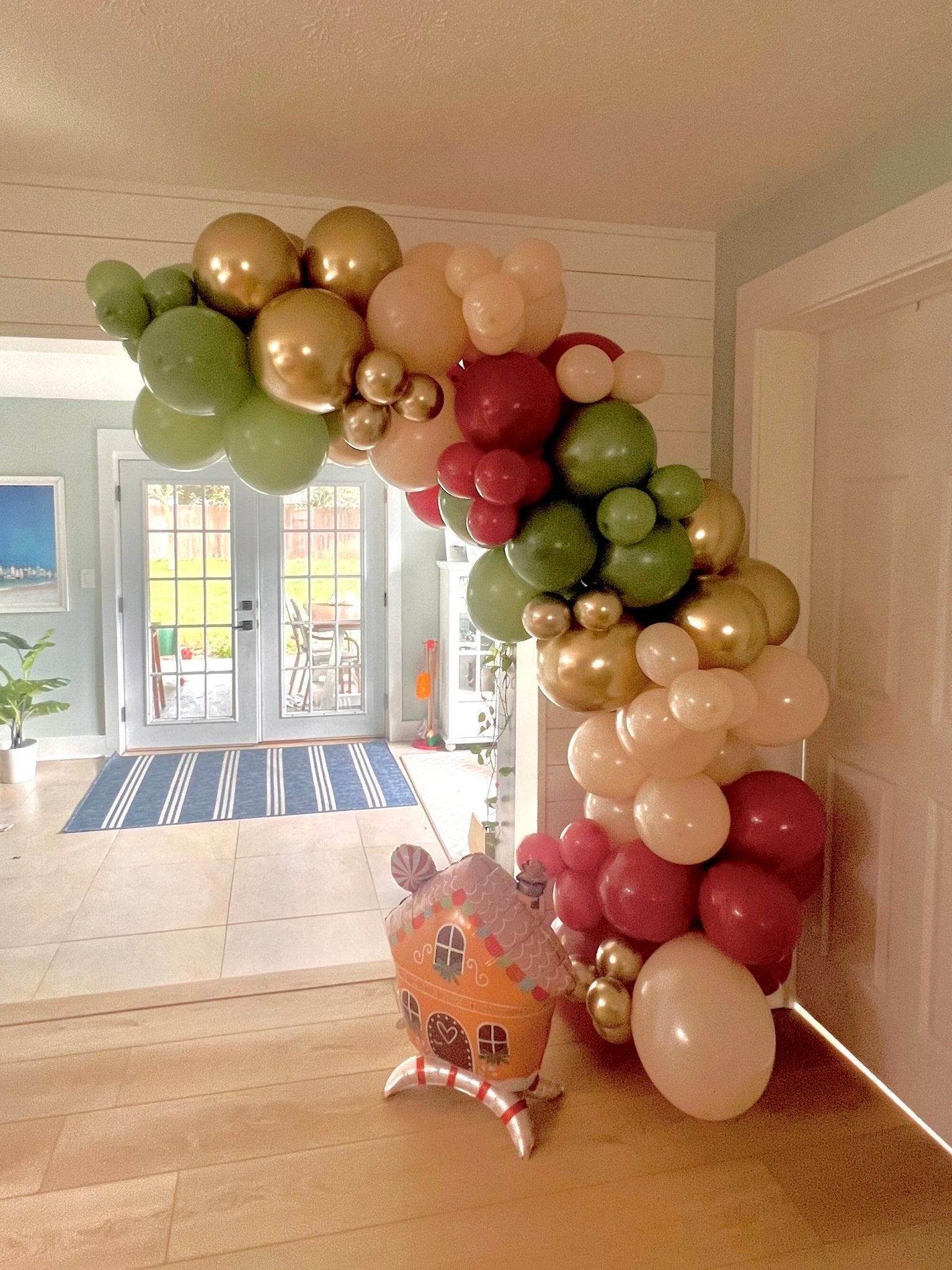 Organic Garland With Add Ons | Ellie's Grab And Go - Ellie's Party Supply
