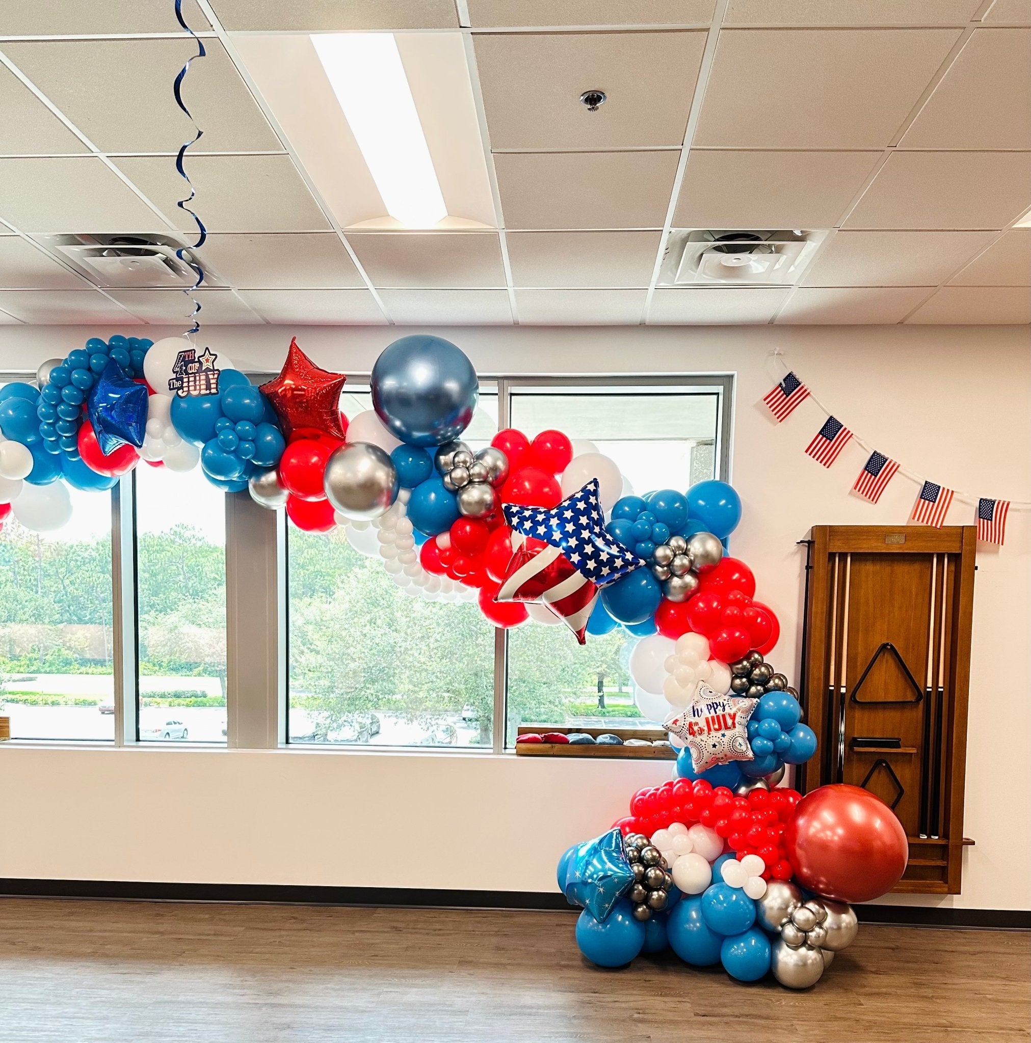 Red Balloons | Bulk Latex Balloon Bags | DIY + Pro Packs - Ellie's Party Supply