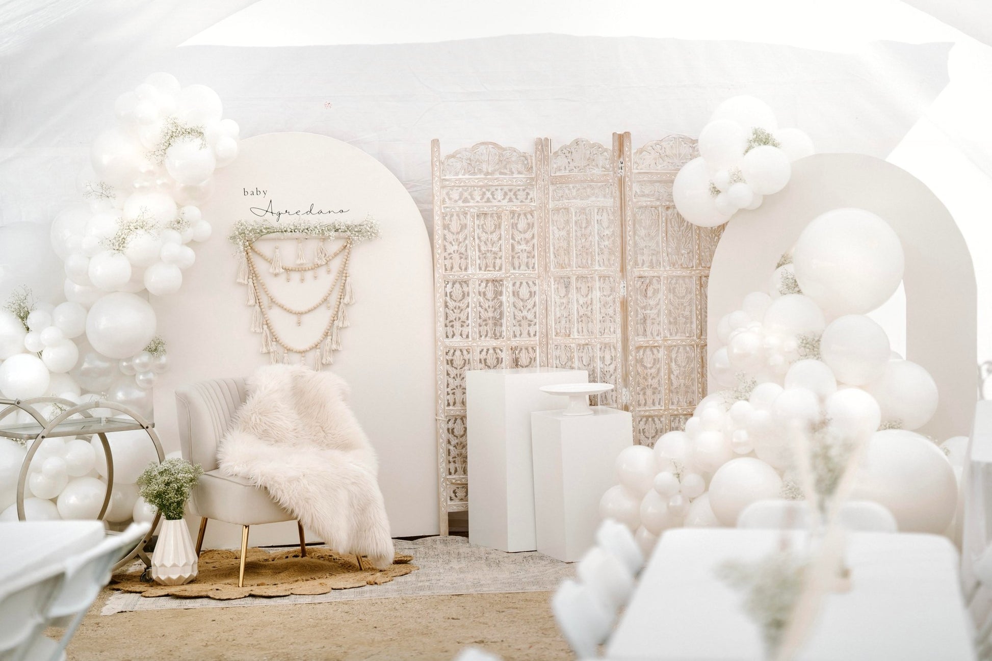 White Balloons | Bulk Latex Balloon Bags | DIY + Pro Packs - Ellie's Party Supply