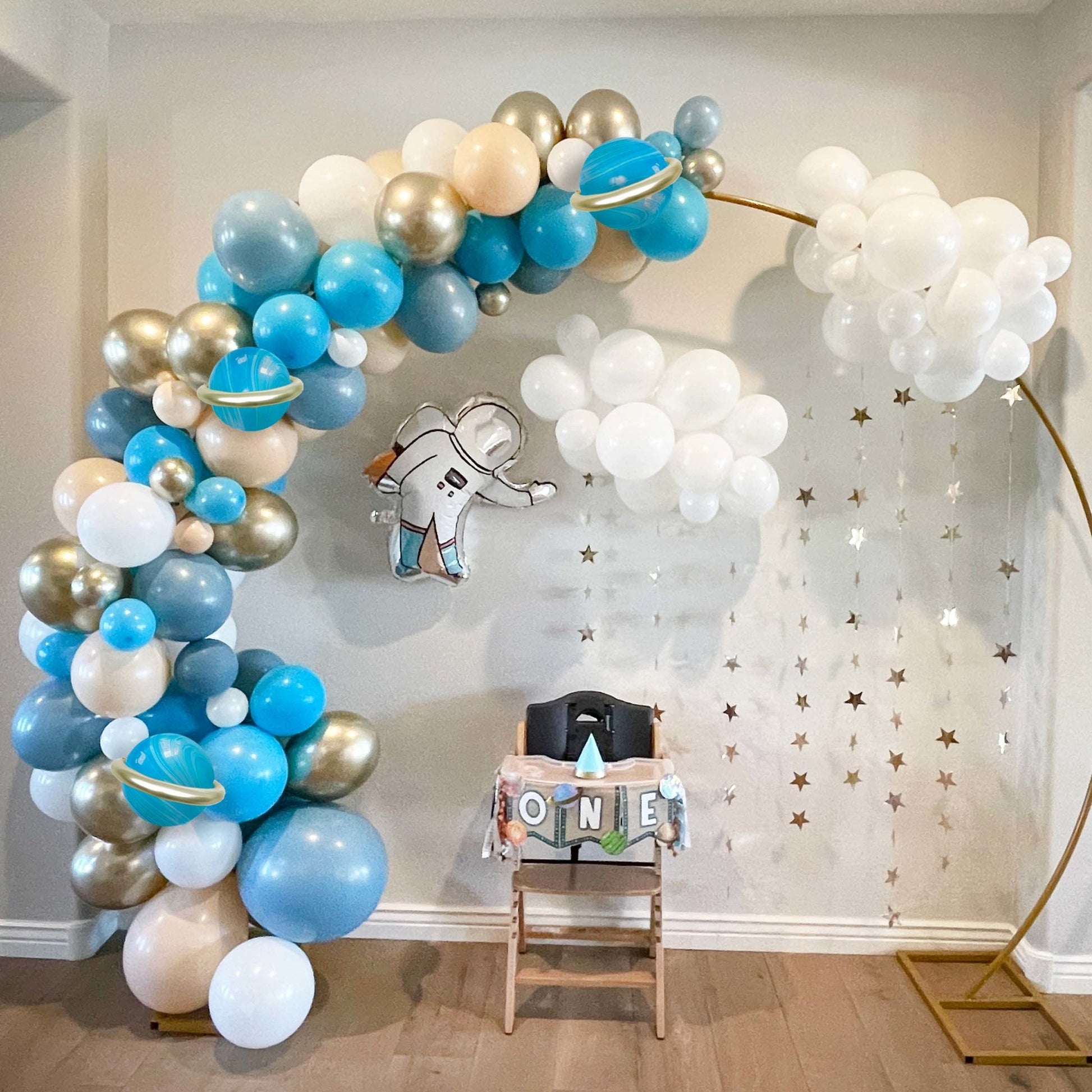 How to Choose the Right Size Balloon Garland for Your Space – Ellie's Party  Supply