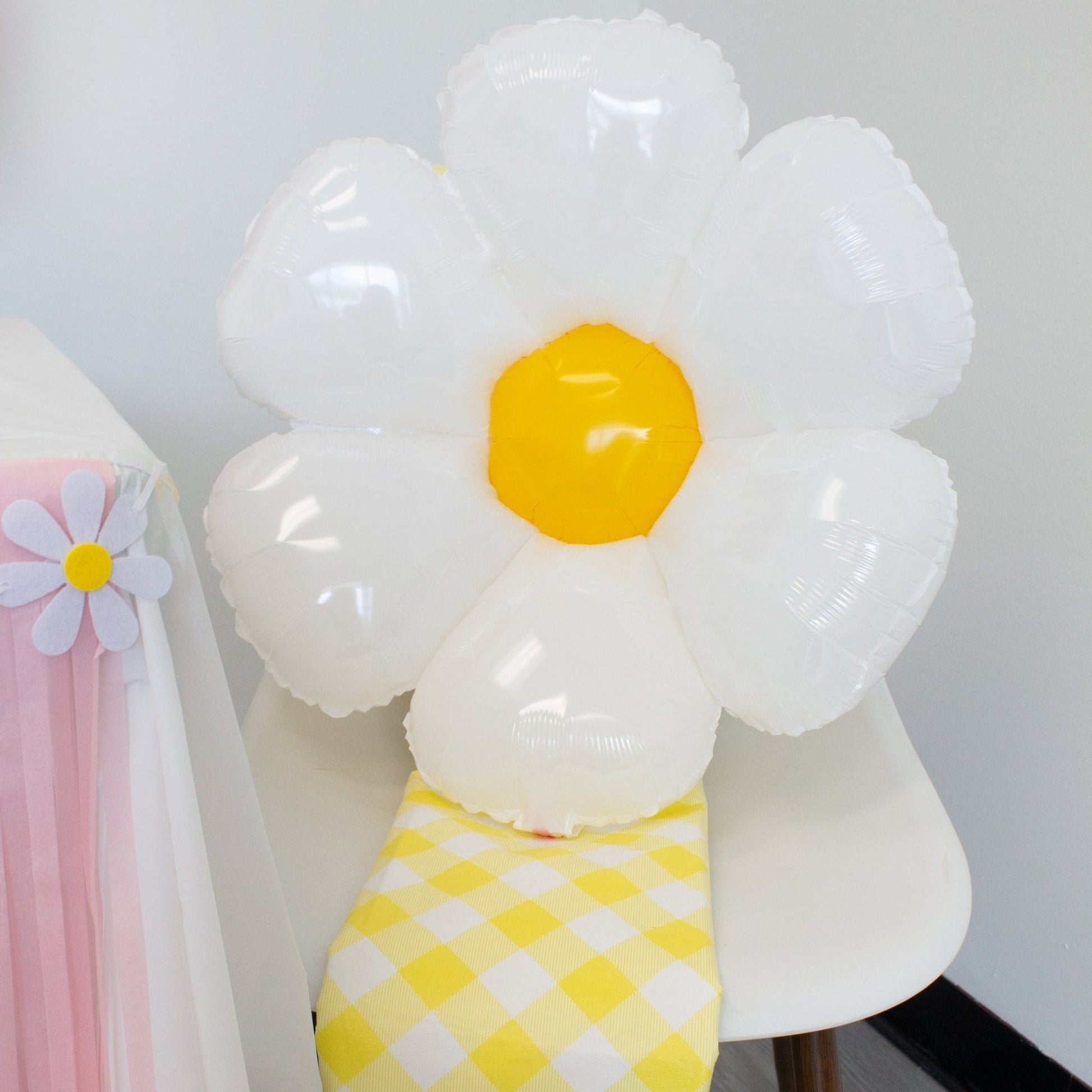 Groovy Daisy Flower Foil Balloon (28 Inches) - Ellie's Party Supply