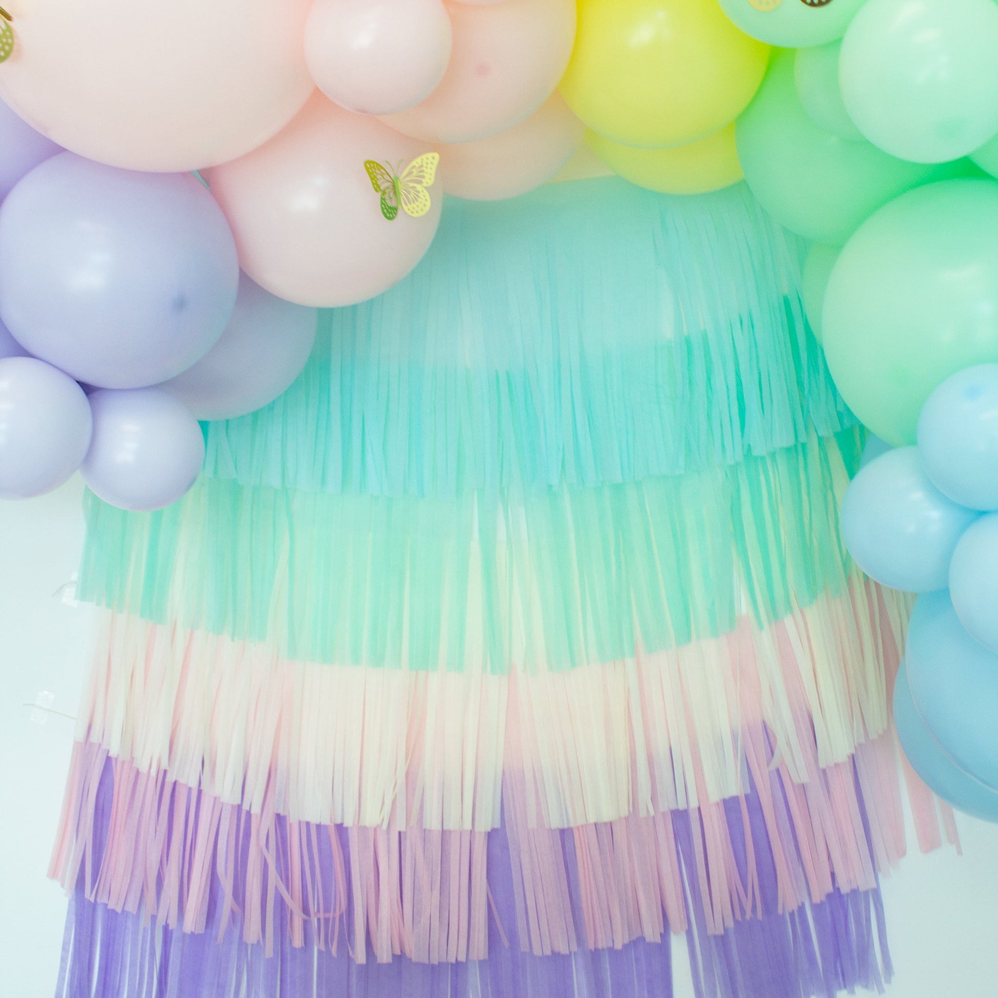 Rainbow Garland Streamer Backdrop