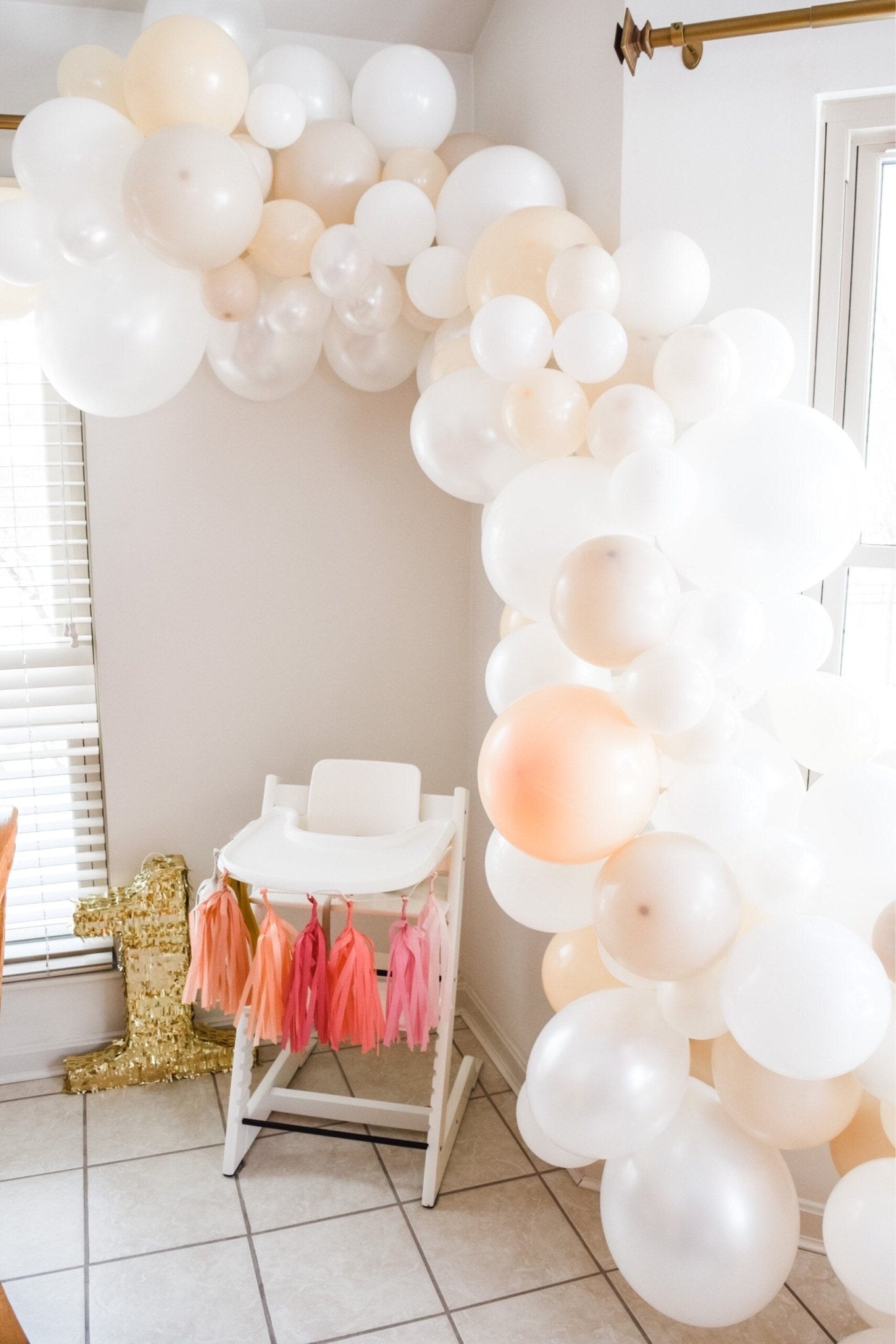 White Balloon Garland Kit (5 Feet) - Ellie's Party Supply